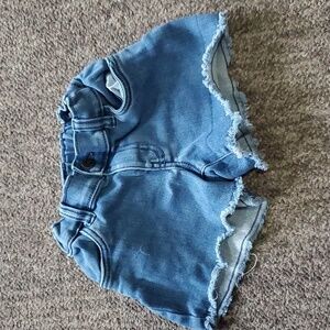 Carters kid shorts size 8